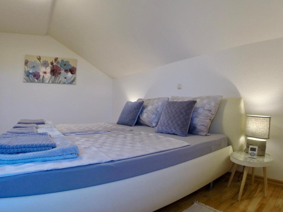 Holiday Apartment Lavanda Sumpetar Jesenice  Luaran gambar