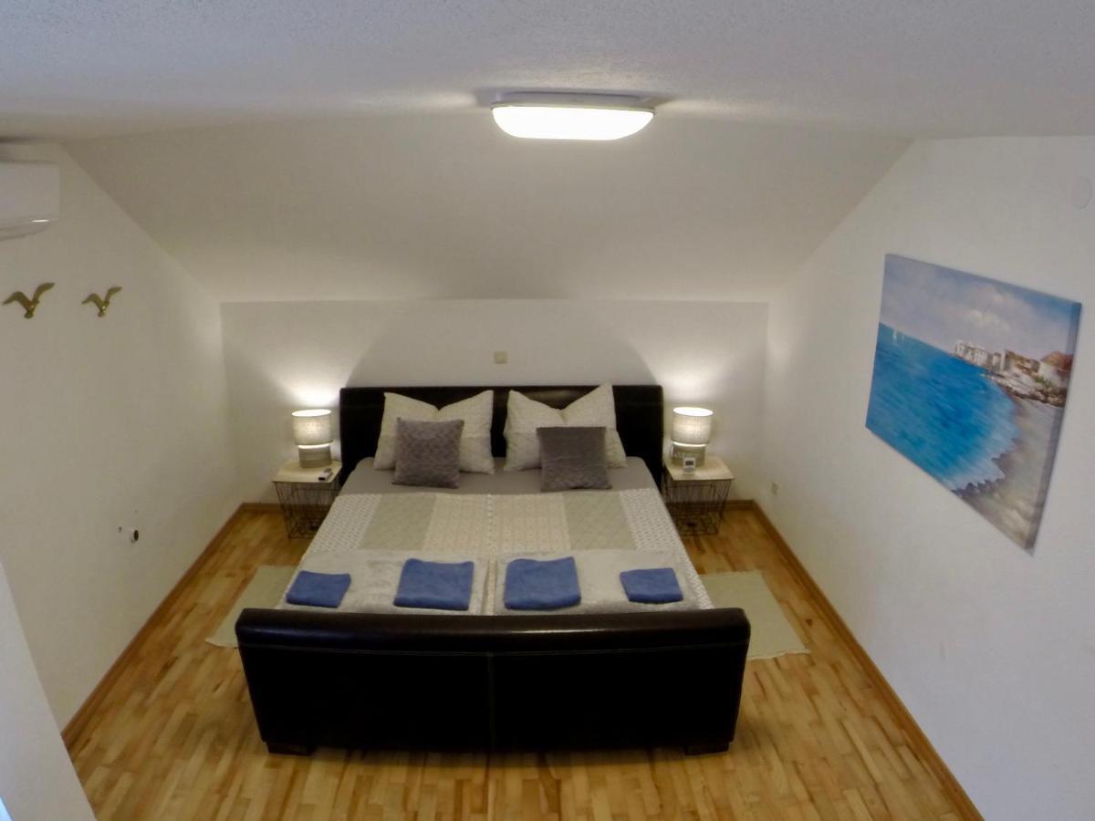 Holiday Apartment Lavanda Sumpetar Jesenice  Luaran gambar